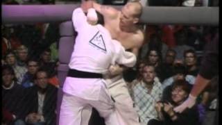 Royce Gracie vs Gerard Gordeau 1993 [upl. by Nylirret556]